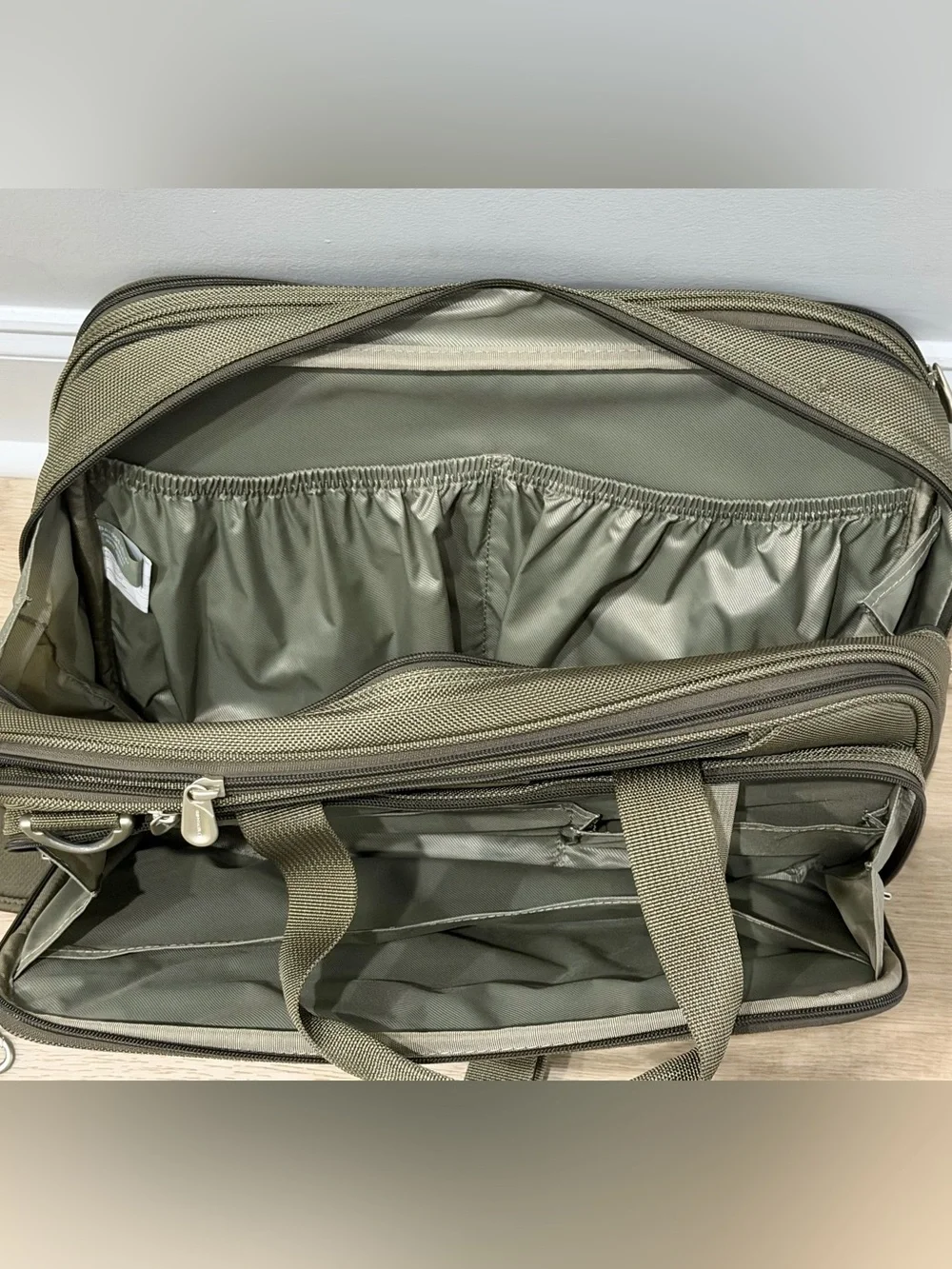 Briggs & Riley Baseline Expandable Weekender Cabin Bag